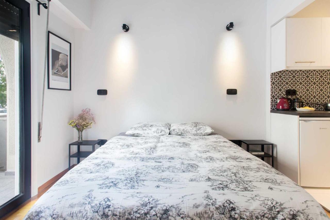 Newly Renovated Studio Downtown Athens! מראה חיצוני תמונה