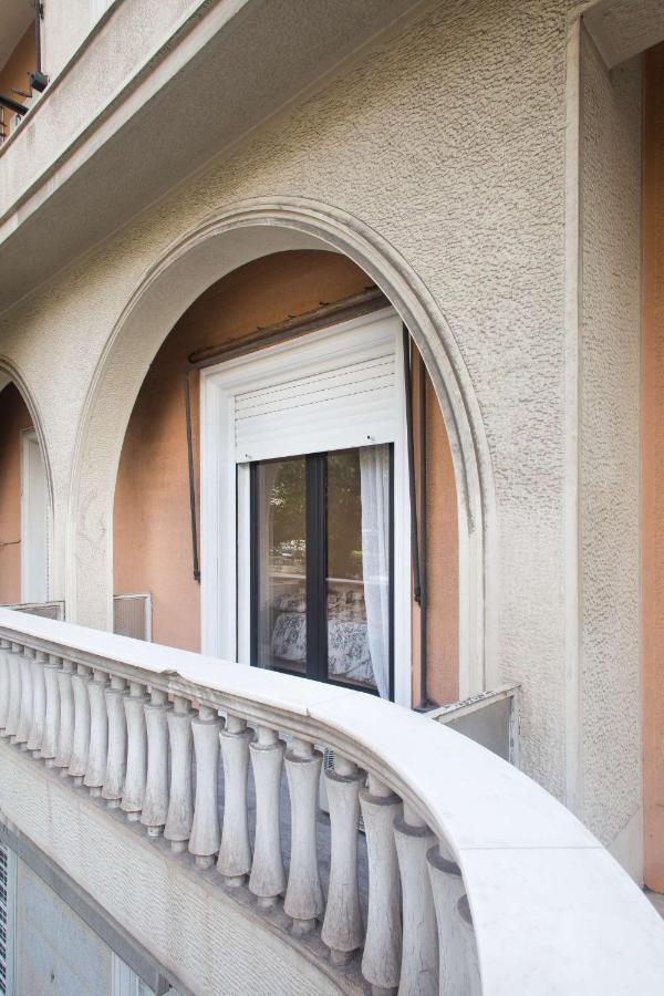 Newly Renovated Studio Downtown Athens! מראה חיצוני תמונה