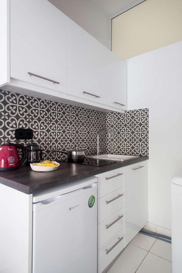 Newly Renovated Studio Downtown Athens! מראה חיצוני תמונה